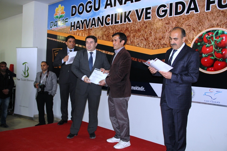 VANTB BAŞKANI TOPRAK'TAN DATAF FUAR DEĞERLENDİRMESİ