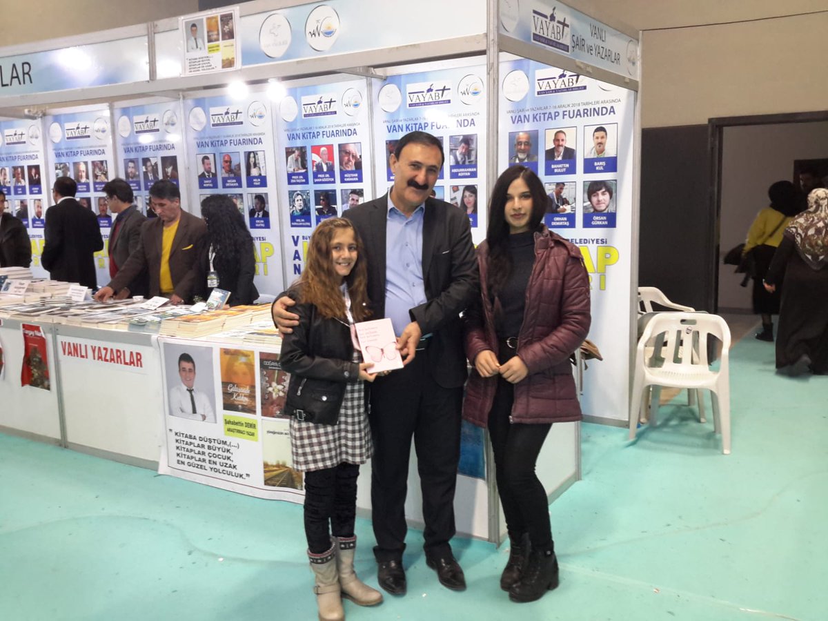 BAŞKAN SÜER \'DEN VANLI ŞAİR VE YAZARLARA TAM DESTEK