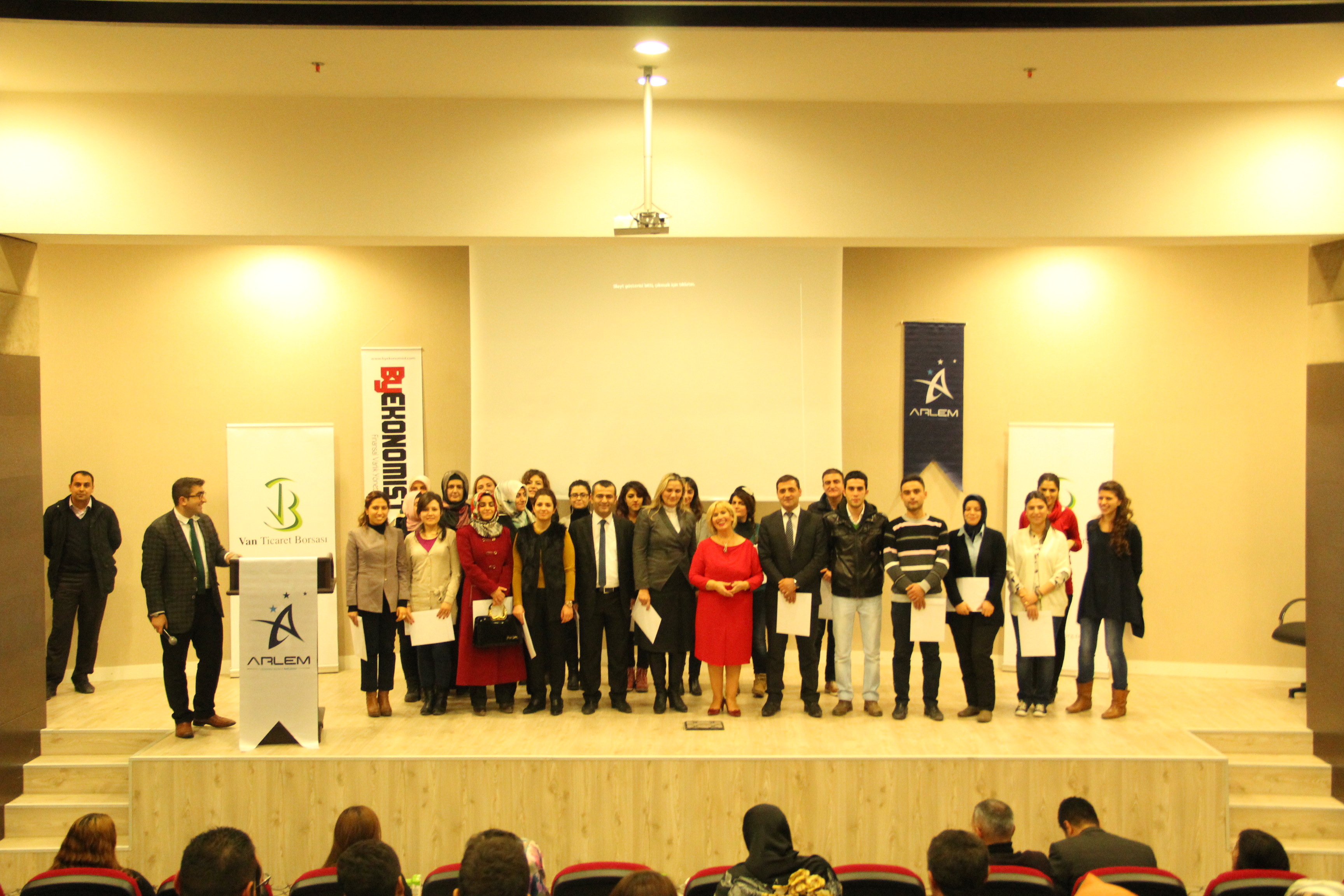 ARLEM\'İN VANTB\'DEKİ EĞİTİMİNE YOĞUN DESTEK